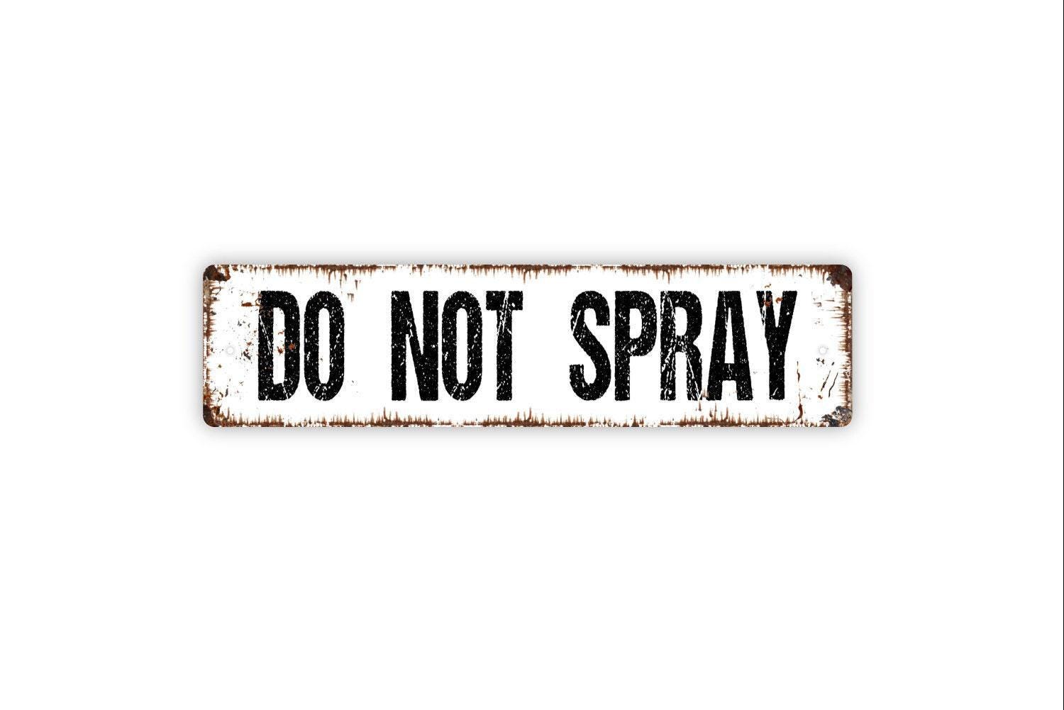 2 Schilder „Please Do Not Spray Lawn“ – Wetterfest, Mit Erdspieß, Für Garten & Rasen