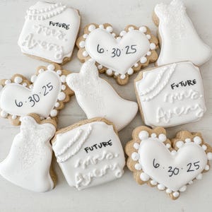 White pearl bridal shower cookies sugar cookies mini cookies bridal party gift bridal favors engagement cookies royal icing prosecco