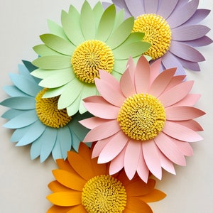 DIY Daisy Garland, Paper Flower File, SVG Digital Template, Crafts for Kids, Spring Crafts, Rainbow Decor, Mother's Day Gift, Handmade Gift image 1