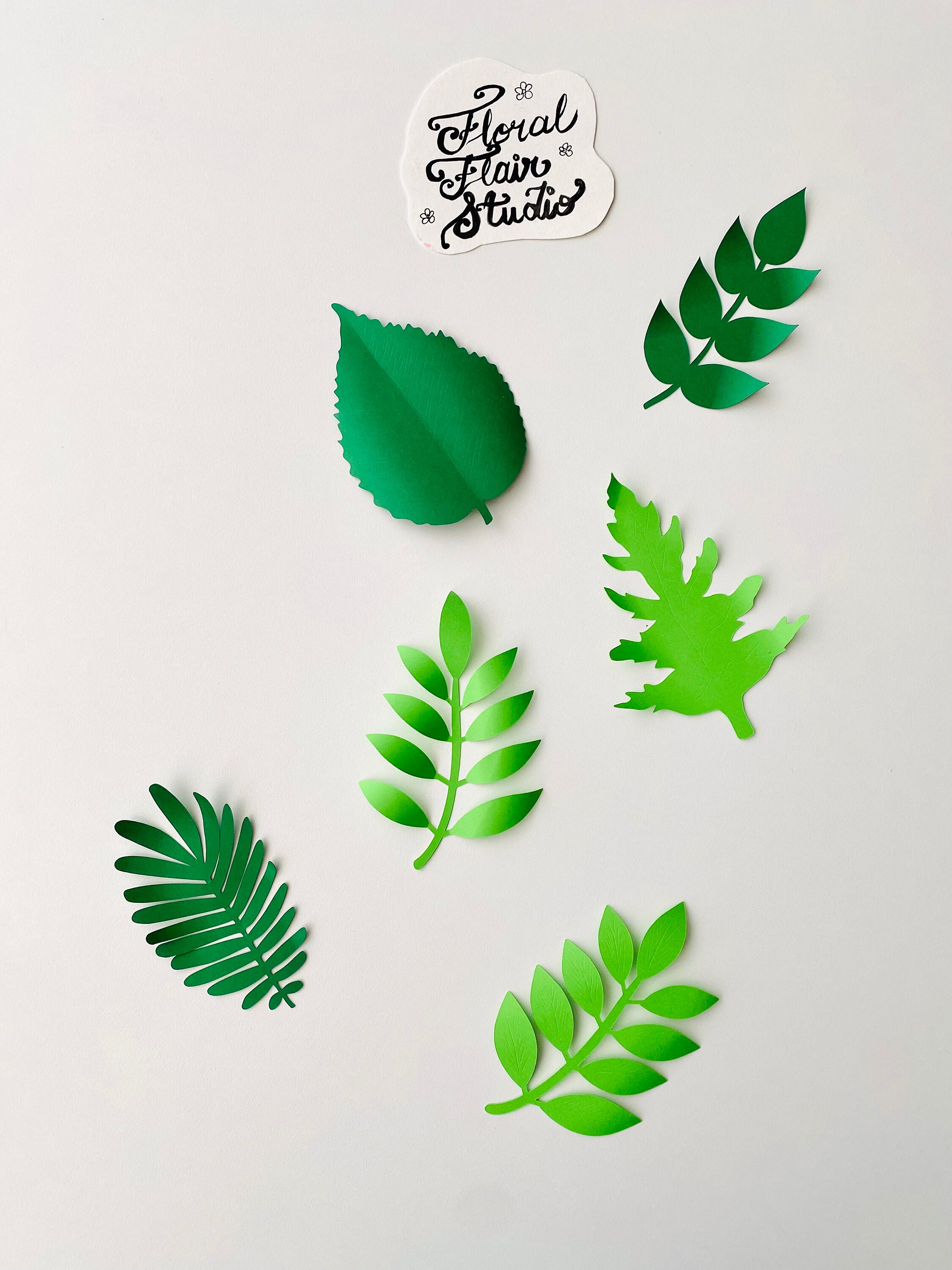 Botanical Paper Leaves - DIY and Free Download - Homeology