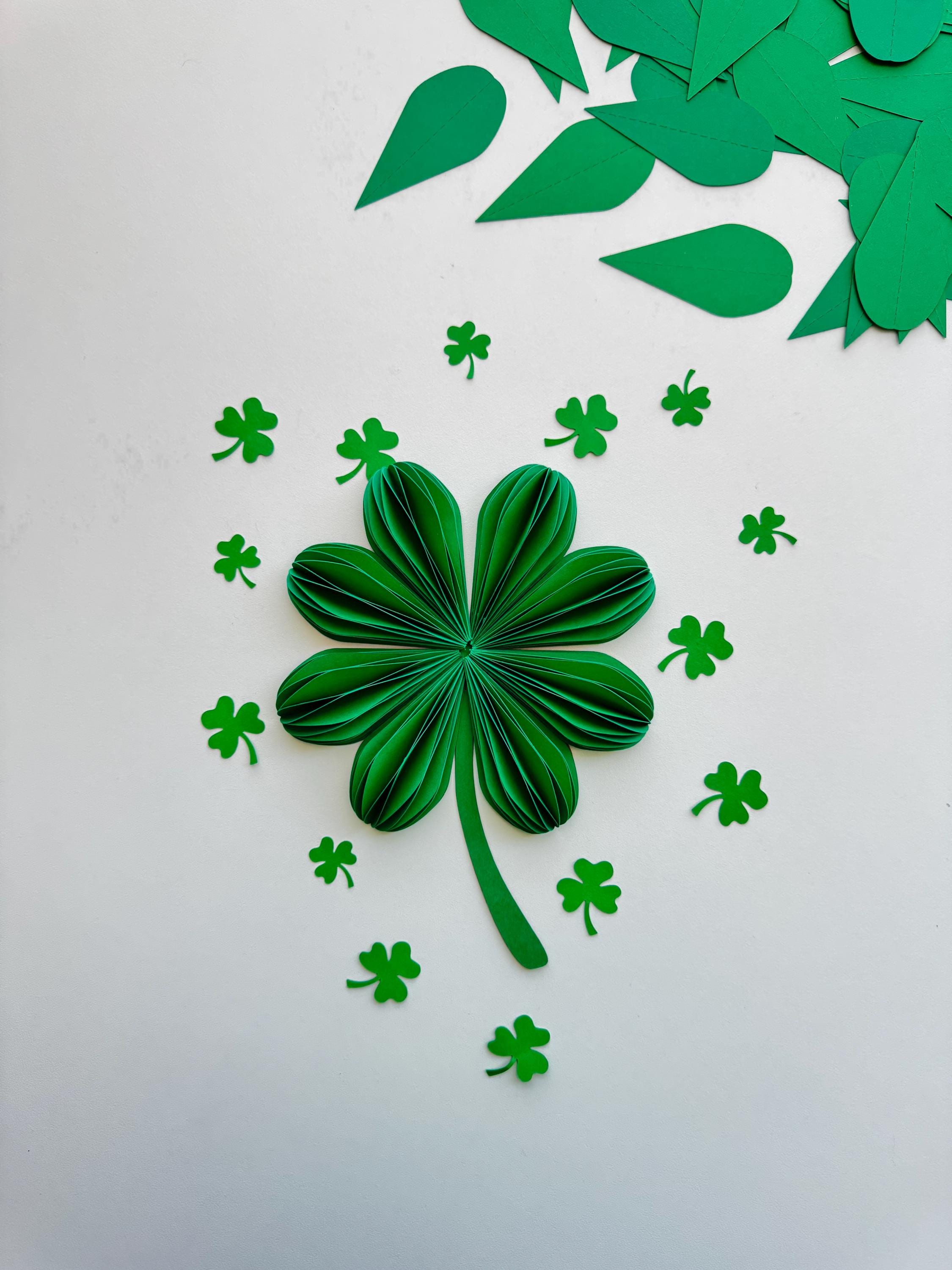 Paper Clover SVG Template: St Patrick's Day Craft (Digital File)