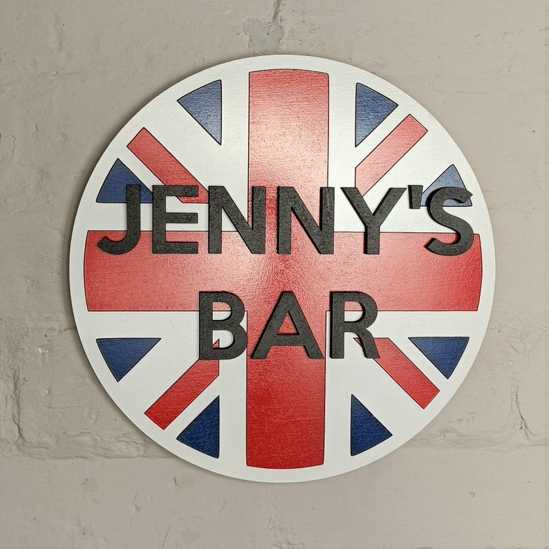 Personalised round Union Jack flag sign / family name plaque wall art / Christmas, anniversary, birthday gift idea image 8