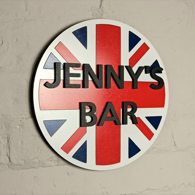 Personalised round Union Jack flag sign / family name plaque wall art / Christmas, anniversary, birthday gift idea image 1