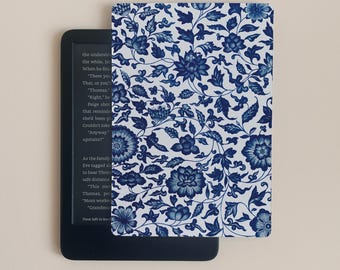Vintage Floral Kindle Paperwhite Case Insert | Kindle Accessories | Accessories for Kindle | Bookish Case inserts | E-reader inserts | Books