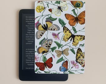 Light Academia Kindle Paperwhite Case Insert | Kindle Accessories | Accessories for Kindle | Bookish Case inserts | E-reader inserts | Books