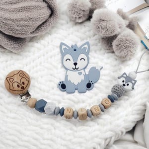 Personalized pacifier clip / first name / baby toy birth gift, gray wolf model & engraved clip