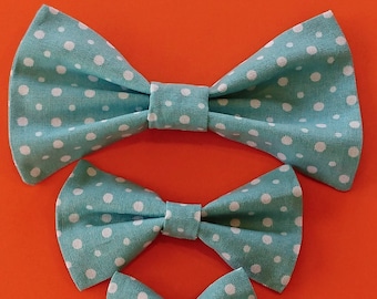 Green spots bow