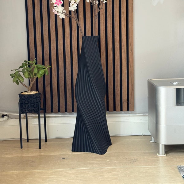 Vase Pampas contemporain noir torsadé | Décoration d'intérieur design exclusif | Pour fleurs séchées sur table ou au sol