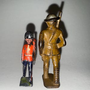 2 Dime Store Military Men 1 Vintage Toy Soldier 1 King’s Guard with Moveable Arm Circa 1930’s-1940’s