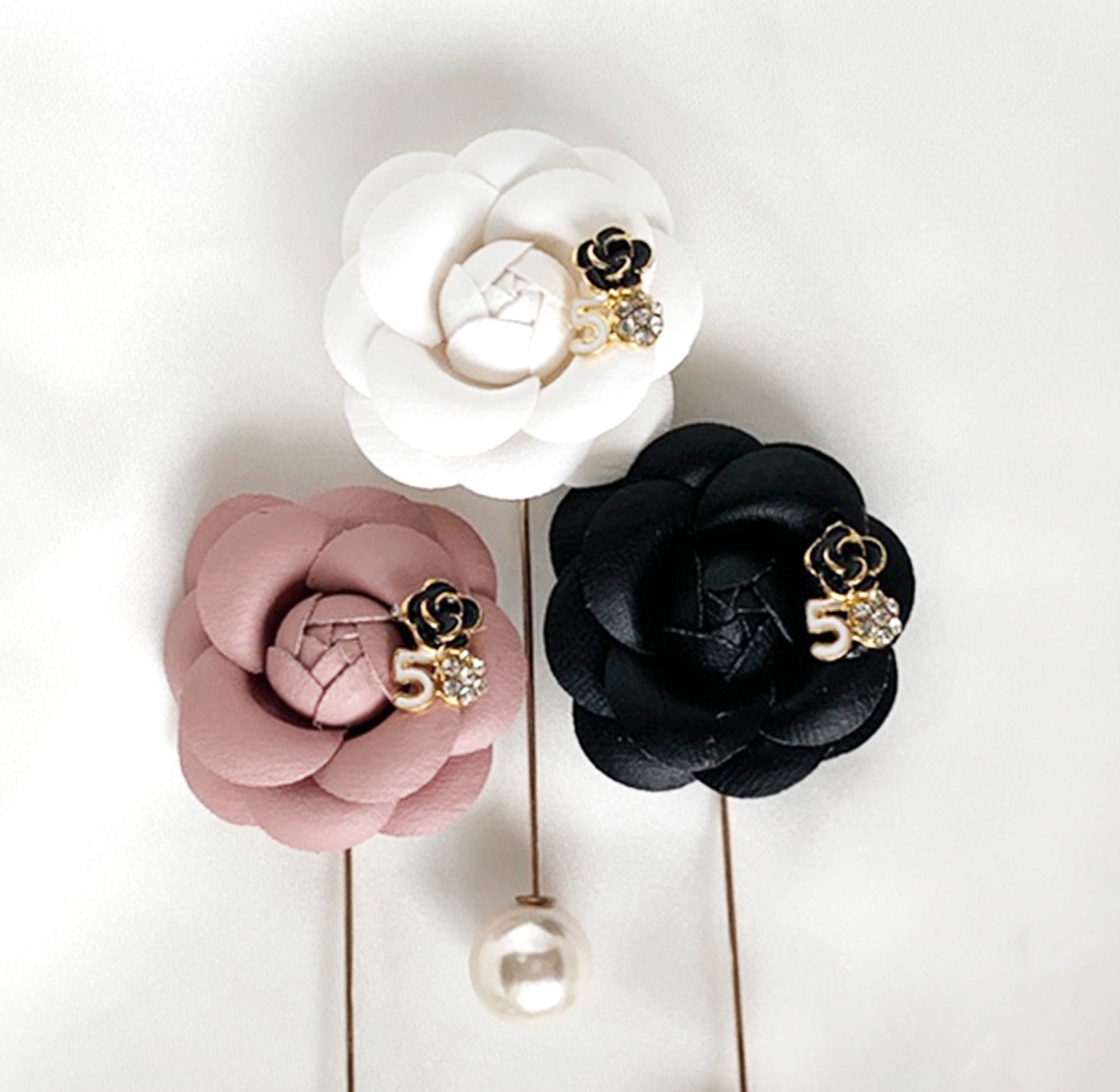 Chanel Bow Camellia -  Sweden