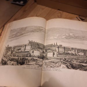 Collectie gravures / Scenografische kaart van Frankrijk, 17e en 18e eeuw (boeknummer 3)
