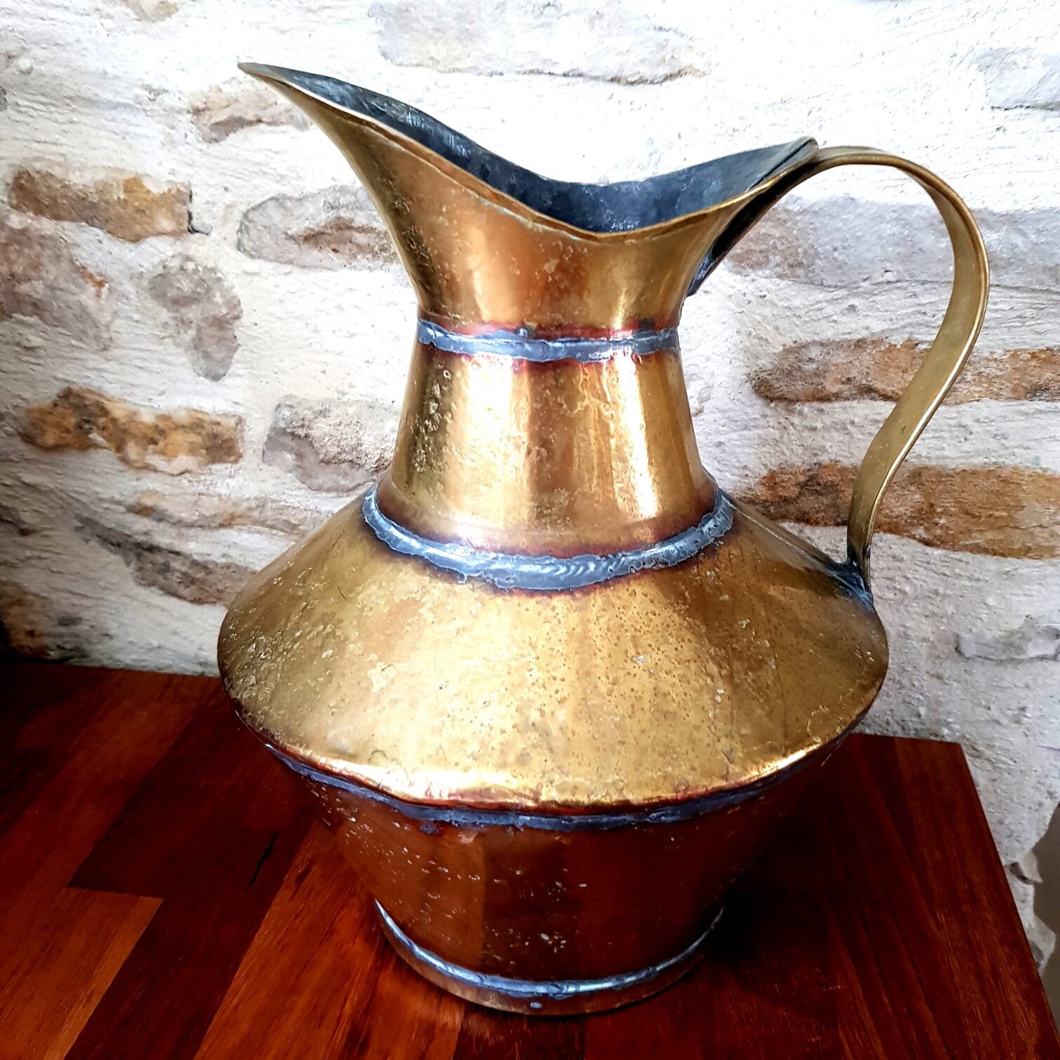 Pichet de Cidre en Laiton Français Fait Main