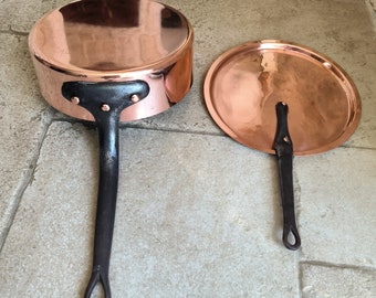 Preciosa sartén francesa vintage de cobre de 26 cm, de calidad profesional y 3 mm de espesor, con tapa, de Maurice Lefèvre, de Villedieu. Años 50/60.