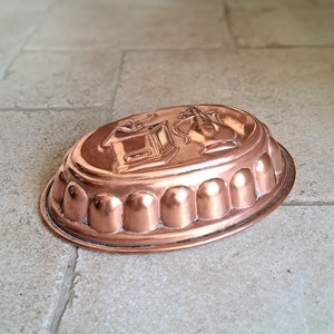 Molde de cobre para pasteles/postres. Hermoso molde vintage francés de calidad profesional, ovalado y enlatado para pasteles/terrinas. De los años 30 a los 50.