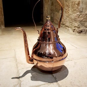 Very beautiful, large, vintage, French copper kettle. Circa early to mid-century
