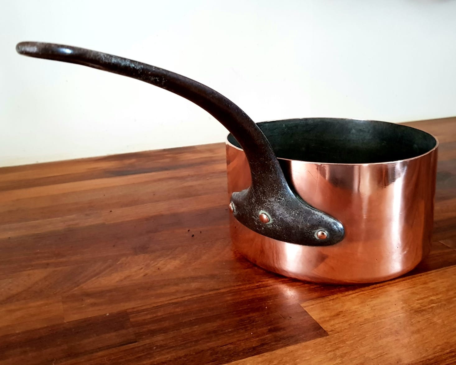 Belle Qualité Professionnelle Vintage Français Casserole en Cuivre Faite à La Main de 1, 8 mm avec P