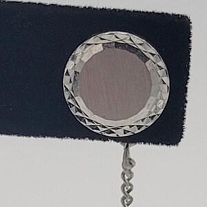 Vintage 1960s Silver Tone Diamond Cut Circle Tie Tack & Chain Costume Suit Men&#39;s Accessories Retro Minimal Circular Brushed Geometric