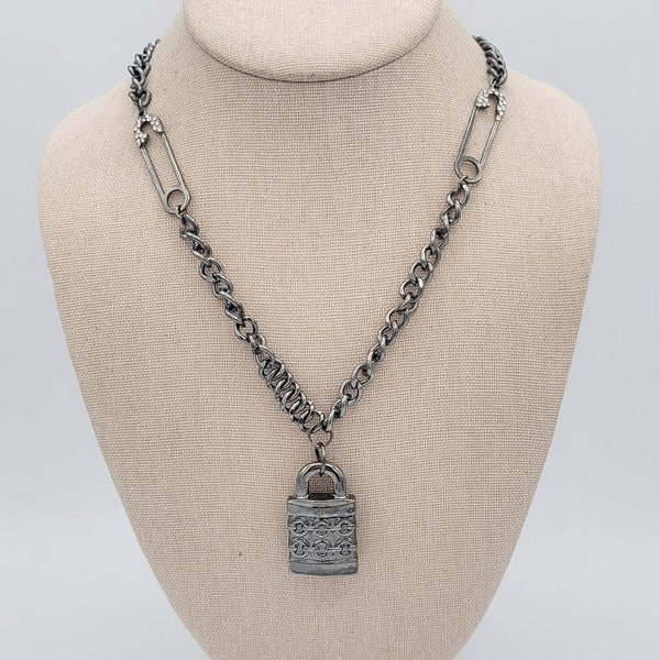 Vintage Gunmetal & Rhinestone Punk Rock Style Necklace with Pad Lock Pendant Costume Jewelry Retro Statement Women Safety Pins Adjustable