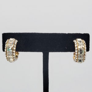 Vintage kleine dikke goudkleurige hoepeloorbellen met vierkante en ronde strass Retro damesaccessoires Verklaring kostuumsieraden Princess Cut