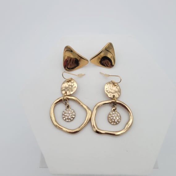 Two Pairs of Vintage Gold Tone Geometric Earrings Dangles & Studs Costume Jewelry Retro Women Statement Shiny Hammered Rhinestones Triangle