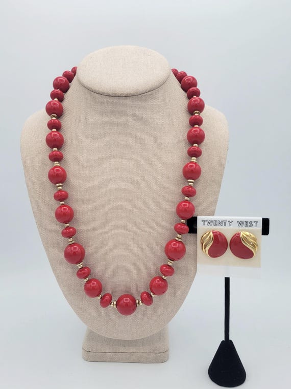 Vintage 1980s Red & Gold Tone Beaded Chunky Jewelry Set with Necklace and Stud Earrings Costume Jewelry Retro Women Statement Circle Round