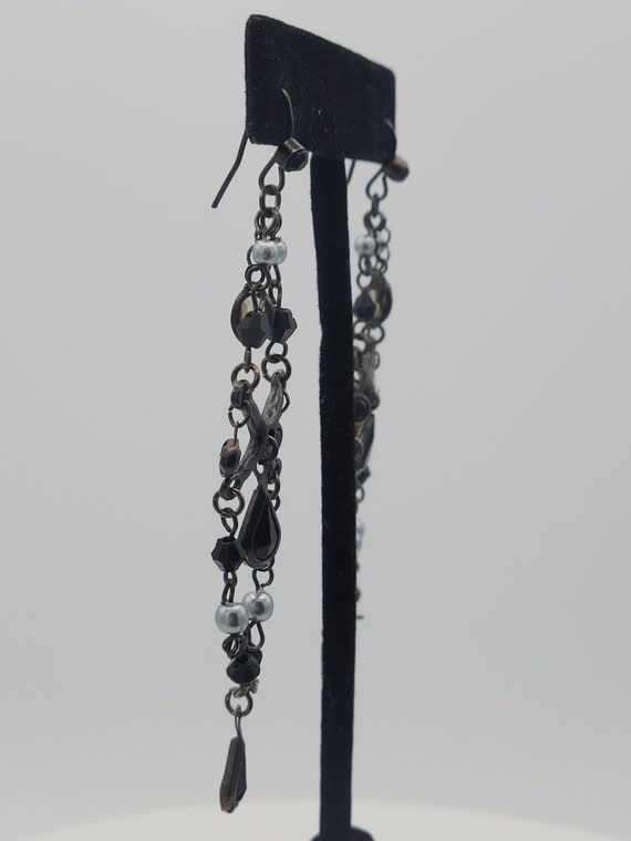 Vintage Black Metal Long Beaded Earrings with Tea… - image 4