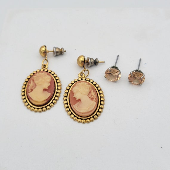 2 Pair of Vintage Earrings Faceted Crystal Studs & Orange and Gold Tone Oval Cameo Dangle Earrings Costume Jewelry Retro Women Statement