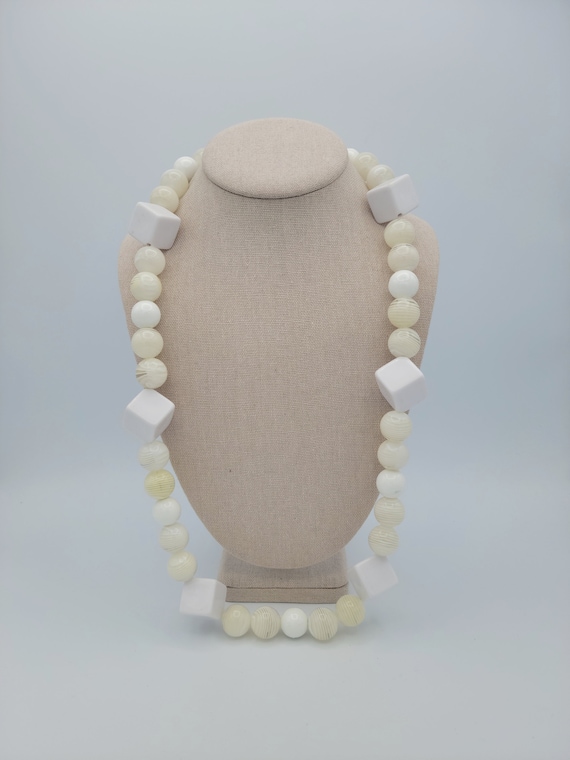 Vintage 1980s Long & Chunky White Geometric Beaded Necklace Costume Jewelry Statement Retro Women Cube Sphere Marbled Oversize Large Thick