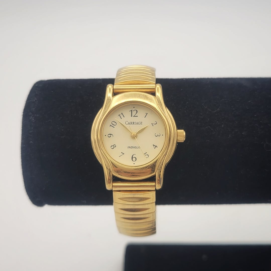 TIMEX INDIGLO ゴールド Vintage Gold-tone Timex Indiglo Date Watch with Gold-tone