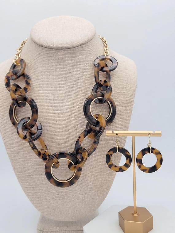 Vintage Gold Tone & Plastic Tortoiseshell Ring Chunky Jewelry Set with Necklace and Dangle Earrings Costume Jewelry Retro Women Statement