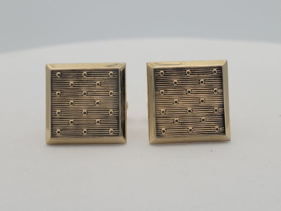 Vintage 1960s Hickok Gold Tone Textured Square Men's Cuff Links Costume Suit  Men's Accessories Lines Dots Geometric USA Beveled Edge