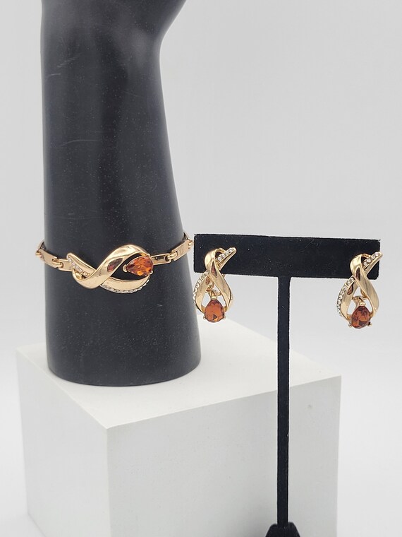 Vintage Two Piece Gold Tone & Faux Topax Jewelry Set with Earrings and Bracelet Costume Jewelry Retro Statement Women Orange Pear Shaped