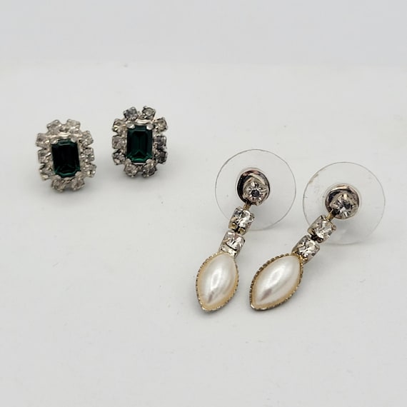 2 Pair Vintage Silver Tone & Rhinestone Earrings Costume Jewelry Retro Women Statement Elegant Formal Green Studs Dangles Faux Pearl