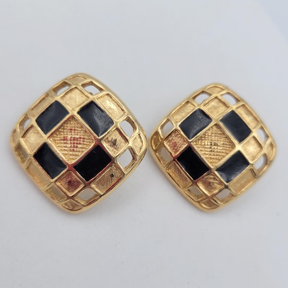 Vintage 1990s Oversize Gold Tone & Black Enamel Diamond Shaped Checkered Geometric Stud Earrings Costume Jewelry Women Statement 1 1/4"