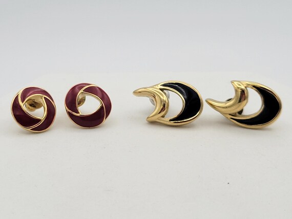 2 Pair of Vintage Trifari Gold Tone Stud Earrings Accented with Red & Black Enamel Costume Jewelry Retro Women Statement Accent