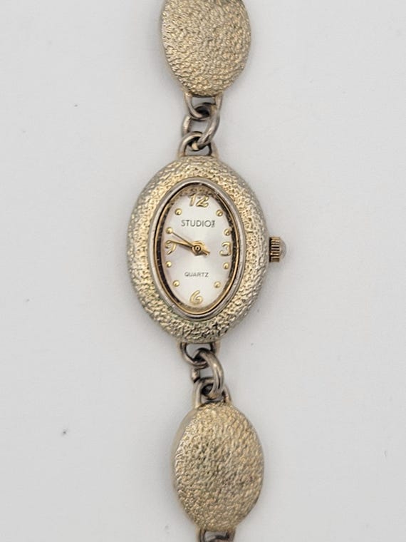Vintage Studio Time STD17LS Gold Tone Textured Oval Ladies Bracelet Watch Costume Jewelry Women Accessories Timepiece Retro Nugget Style