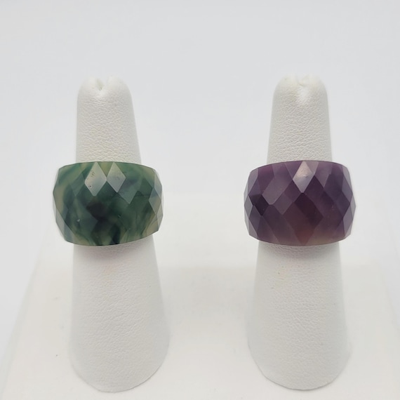 Vintage Faceted Marbled Plastic Oversize Statement Ring Right Hand Costume Jewelry Cocktail Wide Lightweight Thick Chunky Green or Purple