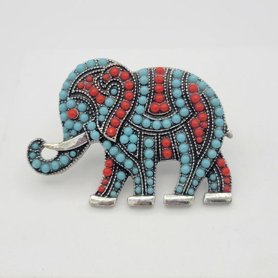Vintage Silver Tone Oversize Bohemian Elephant Statement Ring with Red & Blue Cabochons Right Hand Ring Costume Retro Jewelry Adjustable