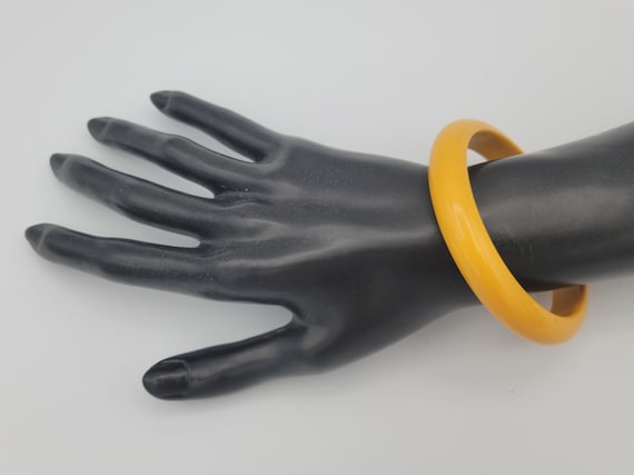 Vintage Yellow Enamel Painted Wood Bangle Bracelet Costume Jewelry Retro Statement Women Wide Thick Chunky Sunflower Goldenrod Sunshine