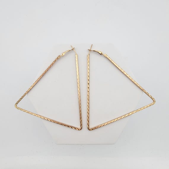 Vintage Oversize Gold Tone Diamond Cut Openwork Triangle Hoop Earrings Costume Jewelry Statement Retro Accessories Women 3 1/4" Lightweight