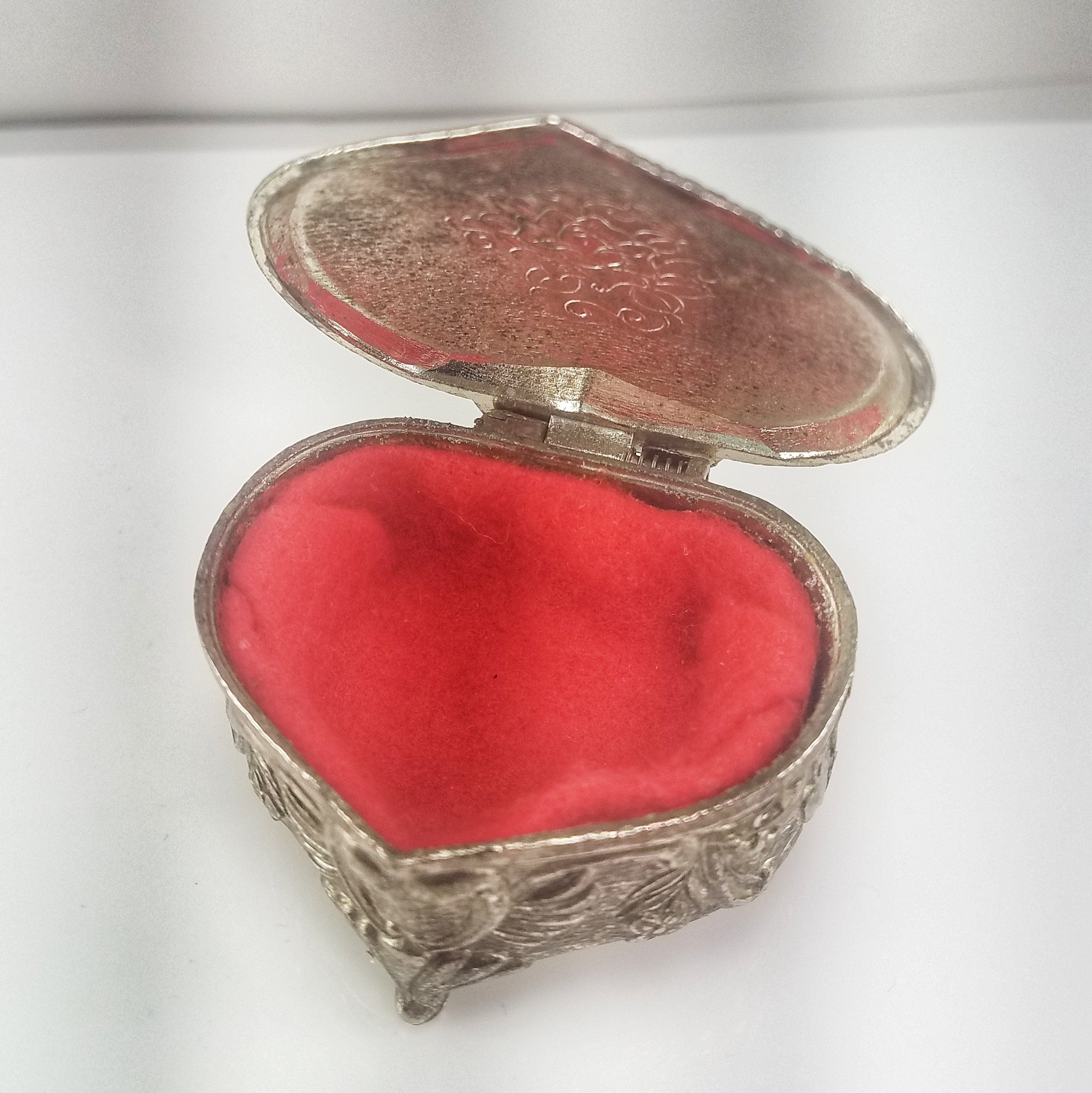 Antique Small 14k Gold Red Stone Heart Pin / Brooch #2107141