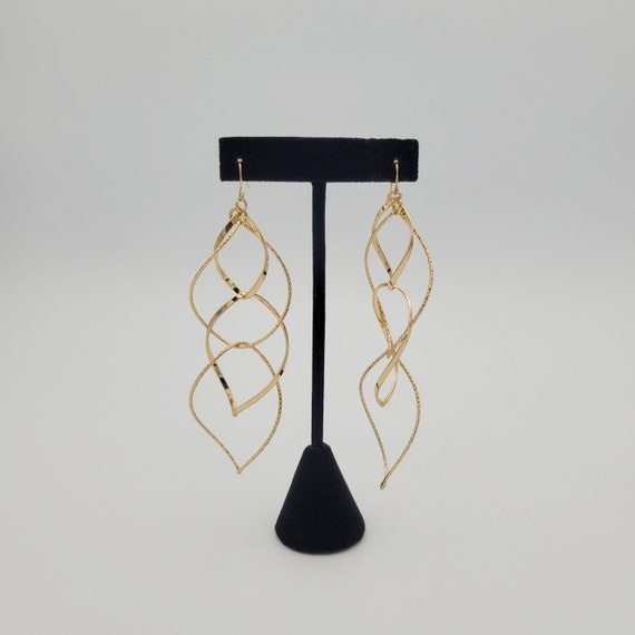 Vintage Gold Tone 3D Elongated Oval Twist Dangle Earrings Costume Jewelry Statement Women Drop Lightweight Oversize Large Textured