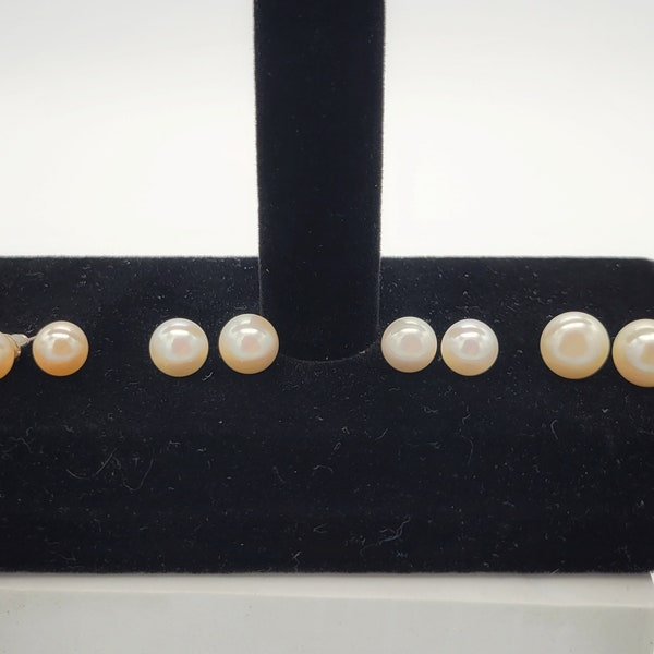 Vintage .925 Sterling Silver & Freshwater Pearl Stud Earrings Costume Jewelry Retro Simple Minimal Round White and Ivory 8 - 10 mm Genuine