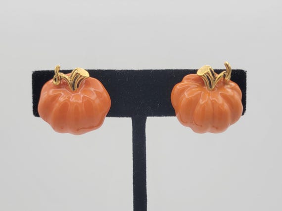 Vintage Best Brand Gold Tone & Orange Enamel Pumpkin Clip On Earrings Costume Jewelry Retro Statement Halloween Autumn Fall Fruit Stem