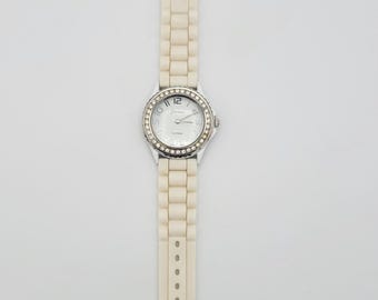 Geneva Platinum White & Silver Tone Rhinestones Ladies Watch  display picture 2