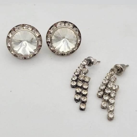2 Pair Vintage Silver Tone & Rhinestone Earrings Costume Jewelry Retro Women Statement Elegant Formal Round Studs Gradient Dangles