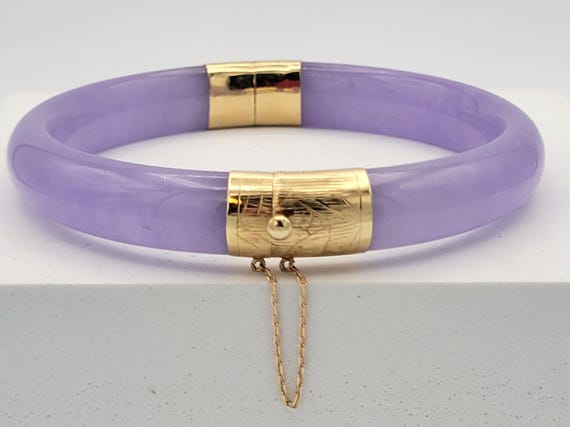Vintage 14kt Gold & Lavender Jade Hinged Bangle Bracelet Hidden Box Clasp Costume Jewelry Retro Women Accessories Statement Push Button