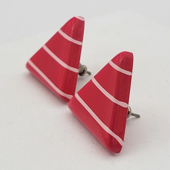 Vintage 1980s Pinkish Red Geometric Triangle Earr… - image 3