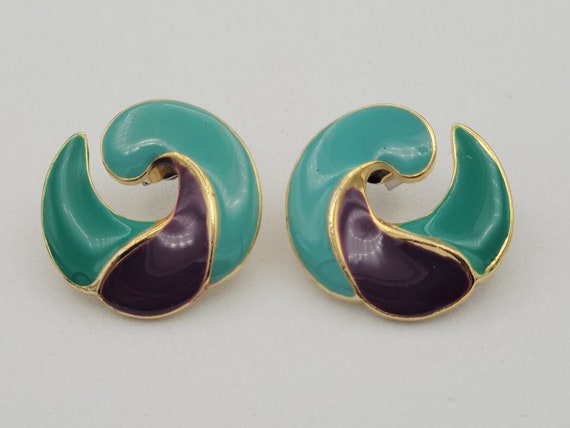 Vintage 1980s Gold Tone Loop Earrings with Aqua, Teal & Purple Enamel Costume Jewelry Statement Retro Accessories Women 1" Swirl Ribbon
