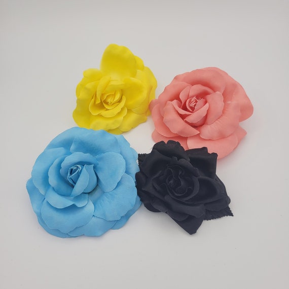 Vintage Oversize Fabric Rose Brooch Costume Jewelry Retro Statement Women Pin Floral Flowers Large Layered Silk Dress Clip Roses